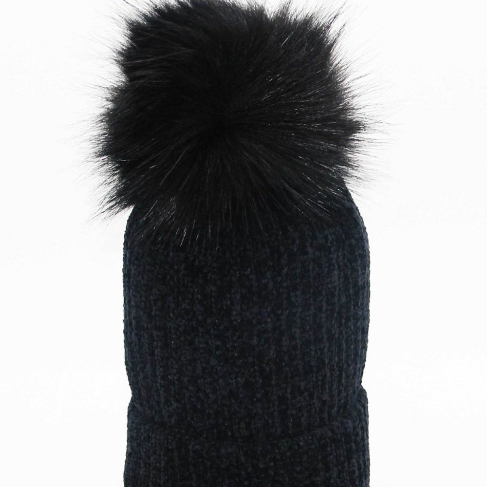 Black Winter Knit Pom Hat Beanie - Picture 5 of 8